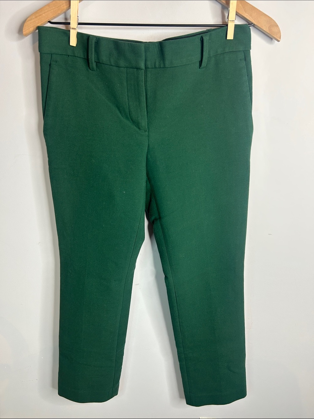 Ann Taylor Forest Green Cropped Dress Pants